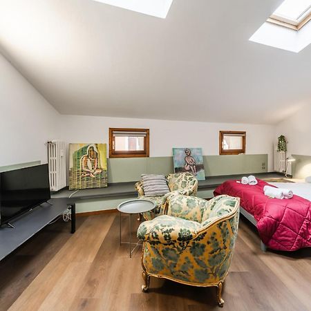 Riverwalk Al Castello Indipendent Apartments ヴェローナ エクステリア 写真