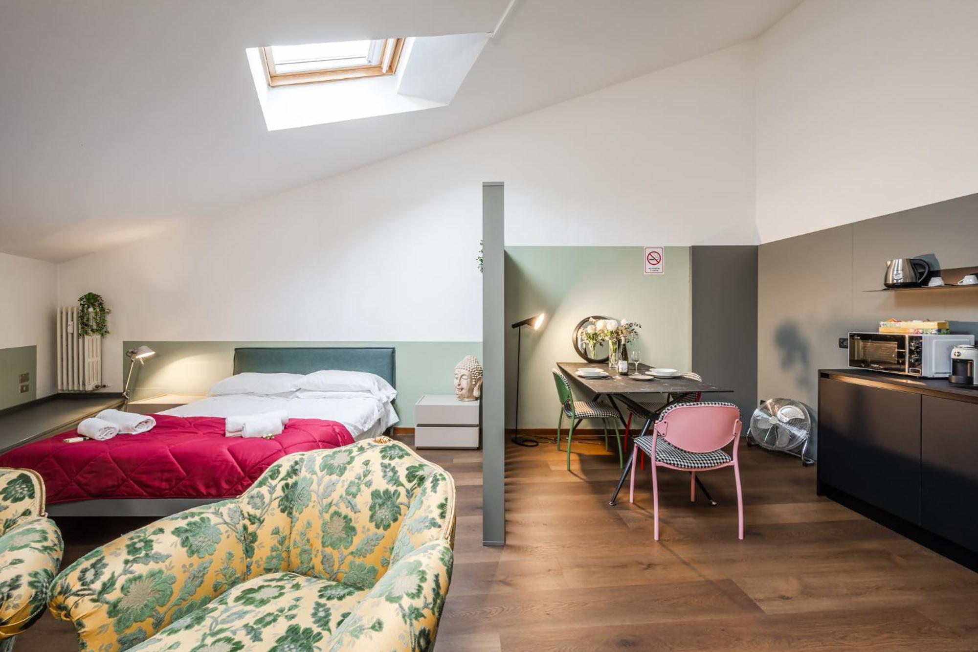 Riverwalk Al Castello Indipendent Apartments ヴェローナ エクステリア 写真