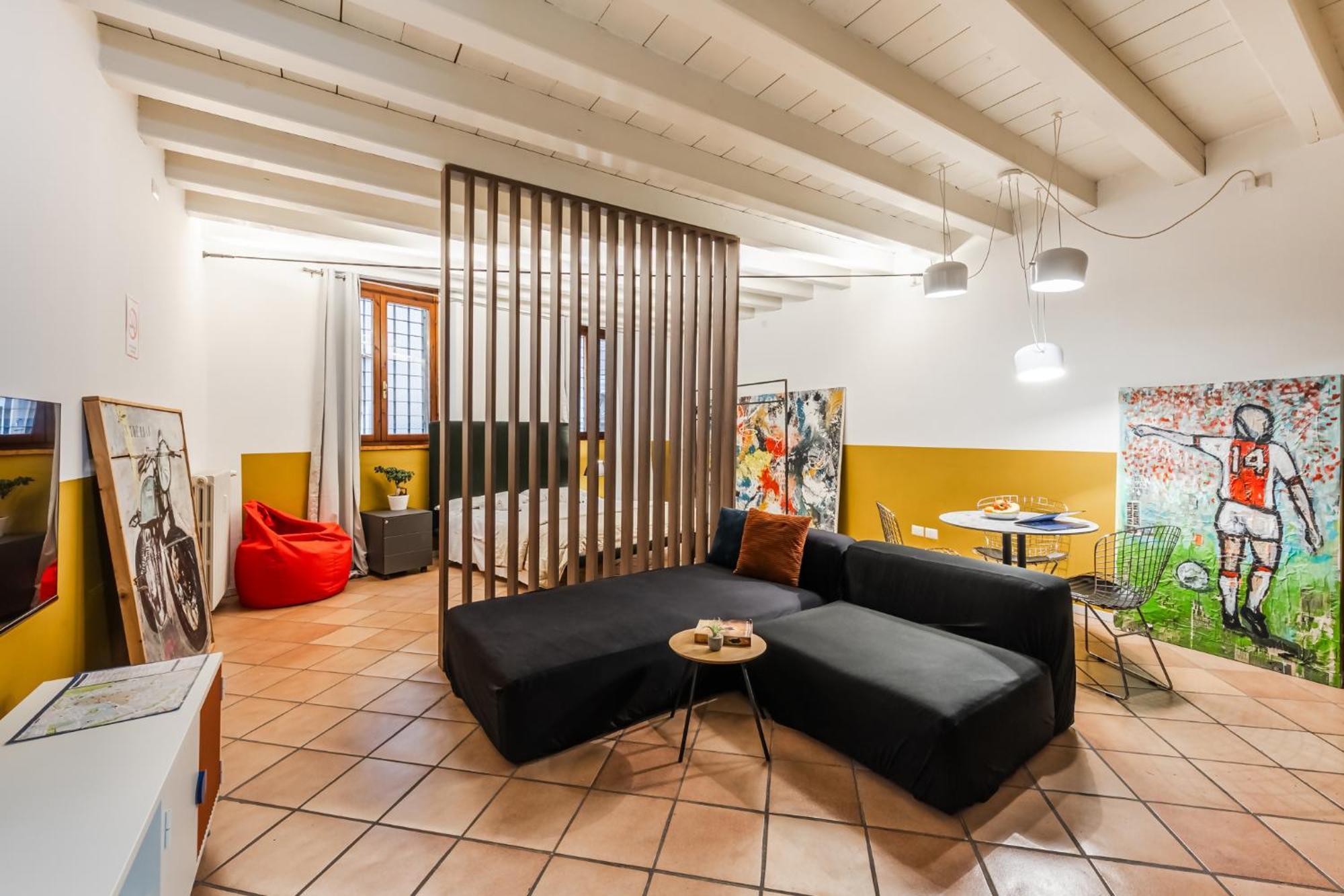 Riverwalk Al Castello Indipendent Apartments ヴェローナ エクステリア 写真