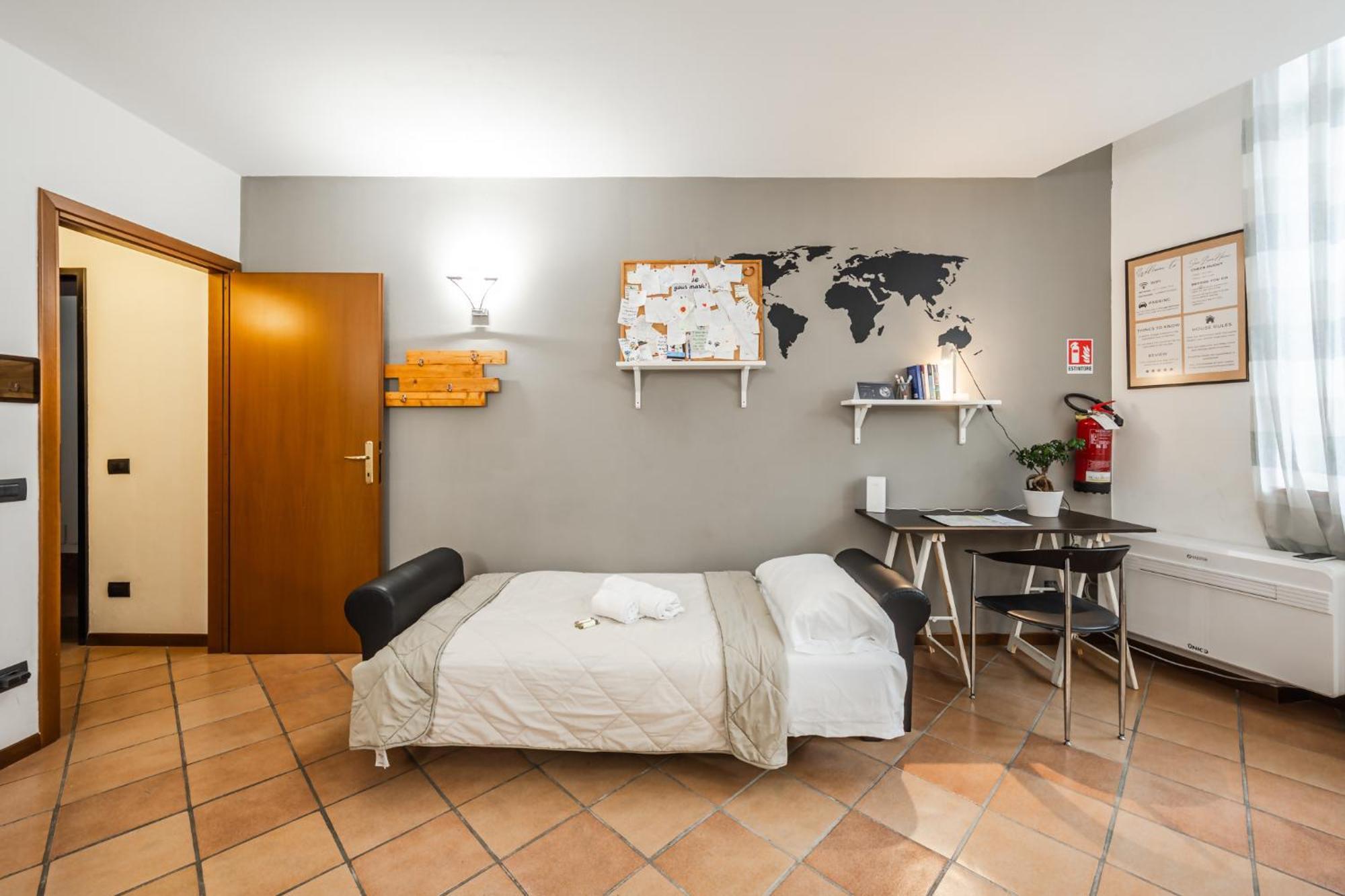 Riverwalk Al Castello Indipendent Apartments ヴェローナ エクステリア 写真