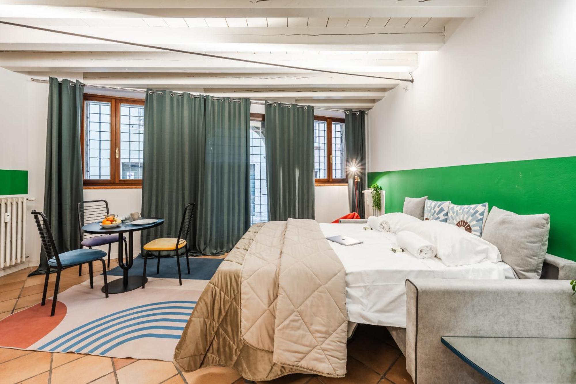 Riverwalk Al Castello Indipendent Apartments ヴェローナ エクステリア 写真